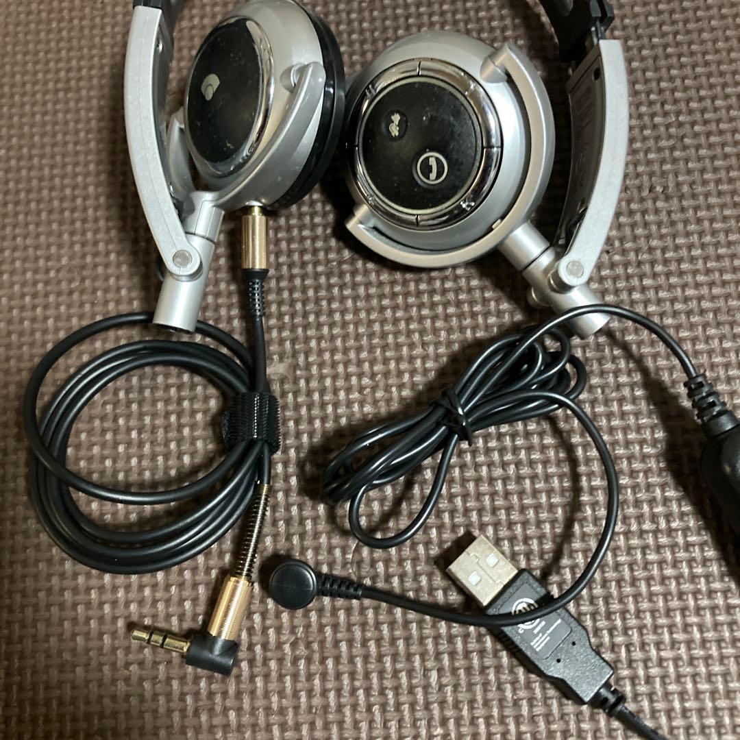 プラントロニクス折りたたみブルーツゥースヘッドホン パルサー