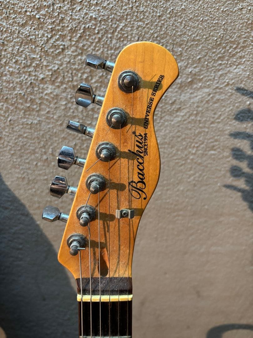 Bacchus バッカステレキャスタータイプエレキギターユニバース