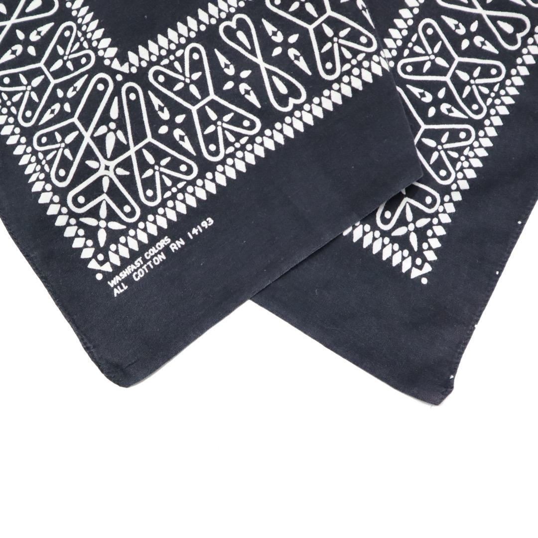 60s 70s ビンテージ ブラック クロス バンダナ 黒 RN14193 古着