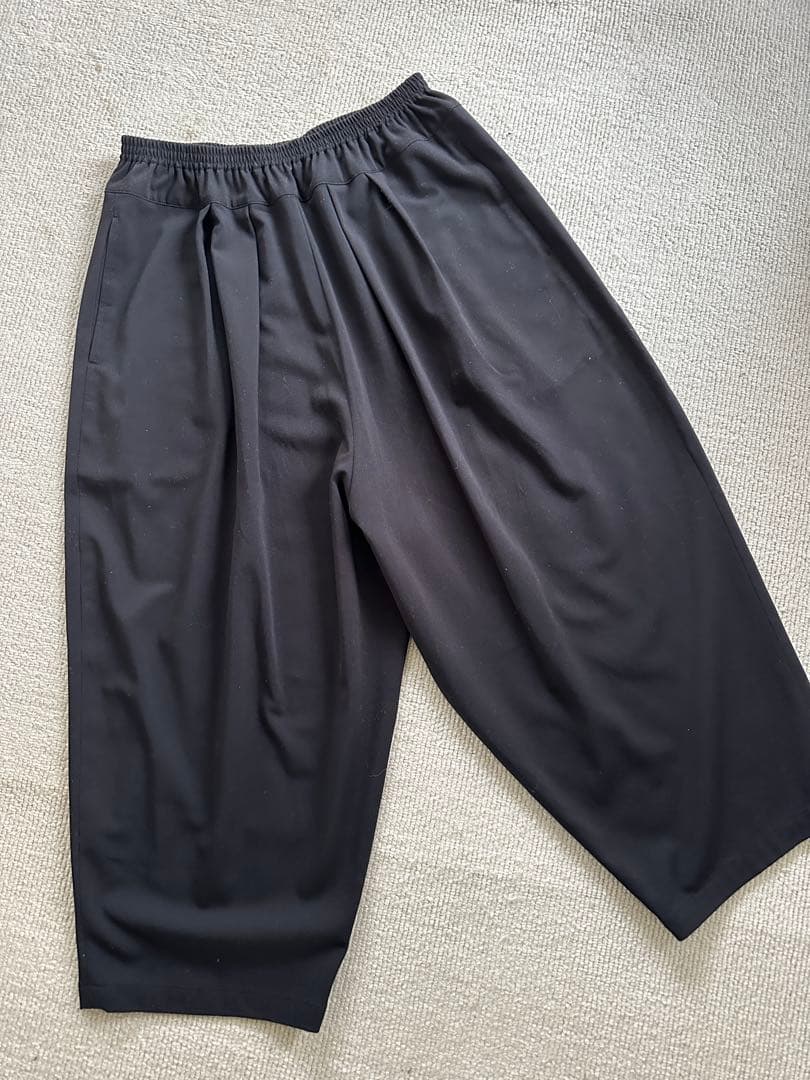 デニール　denier エッグパンツ　黒　フリーサイズ