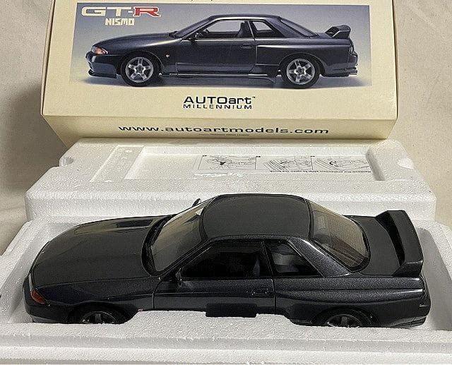 オートアート 1/18　スカイライン　GTR　R32　NISMO