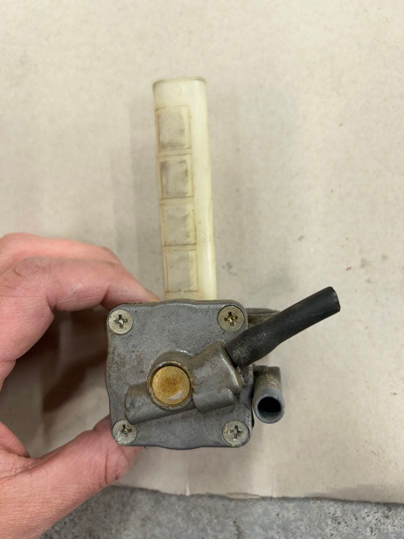 GSX400Eザリ用純正ガソリンコック(^^)250ザリも共通！廃盤品(^^)