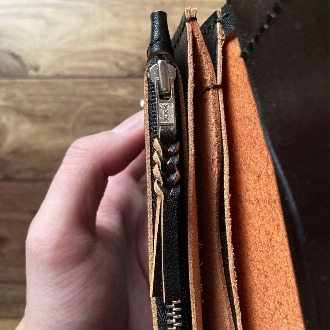 【おにぎり】ミドルトラッカーウォレット 茶芯ブラック【お札を折らずに収納】