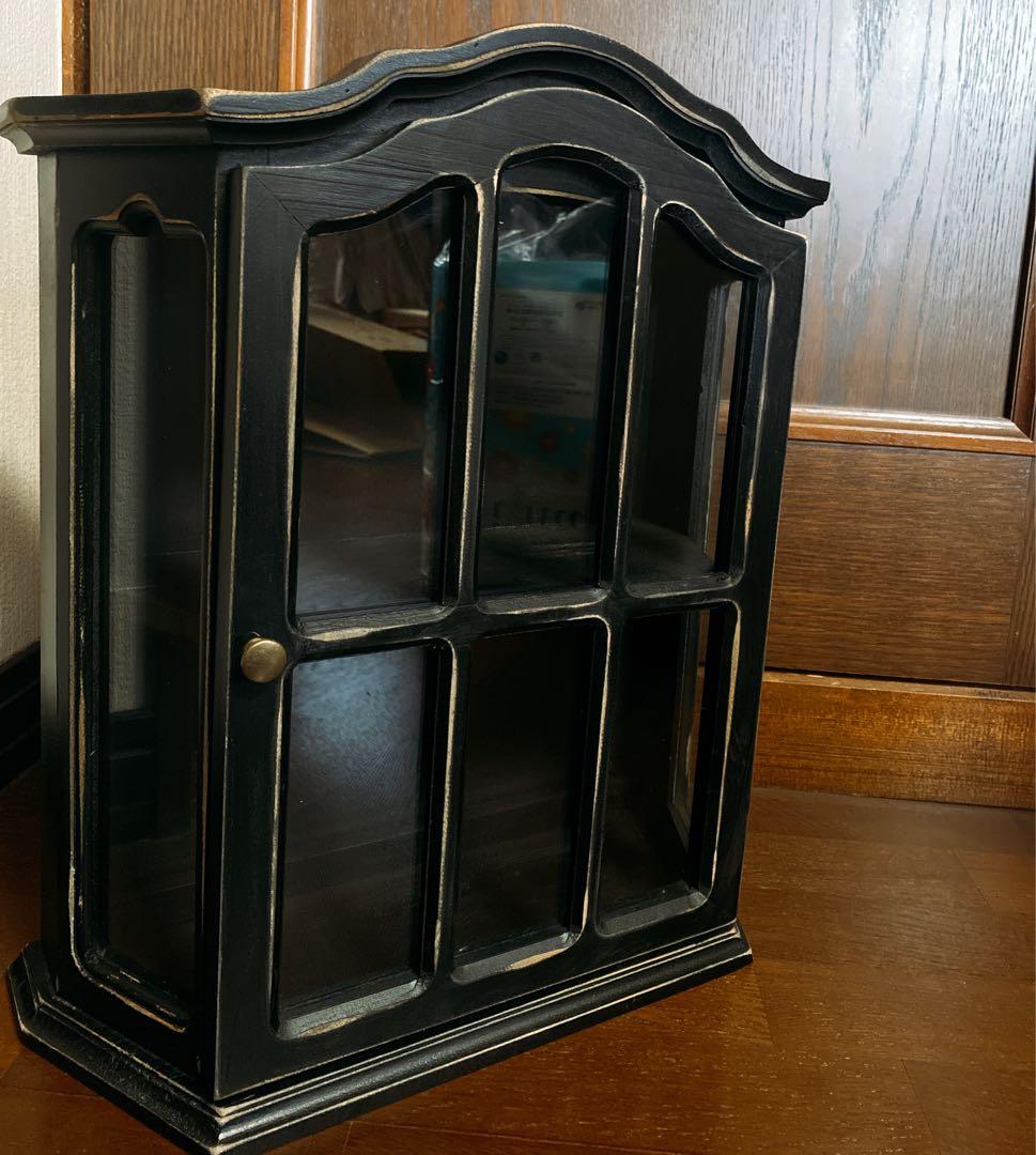 I*z様 サリュガラスキャビネット　ブラックアンティーク　コレクションケース　ハ
