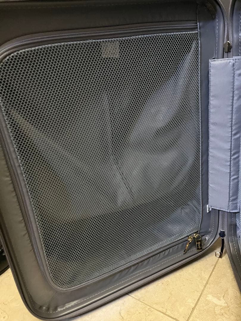 ［美品］超軽量　Orobianco グレー キャリーケース