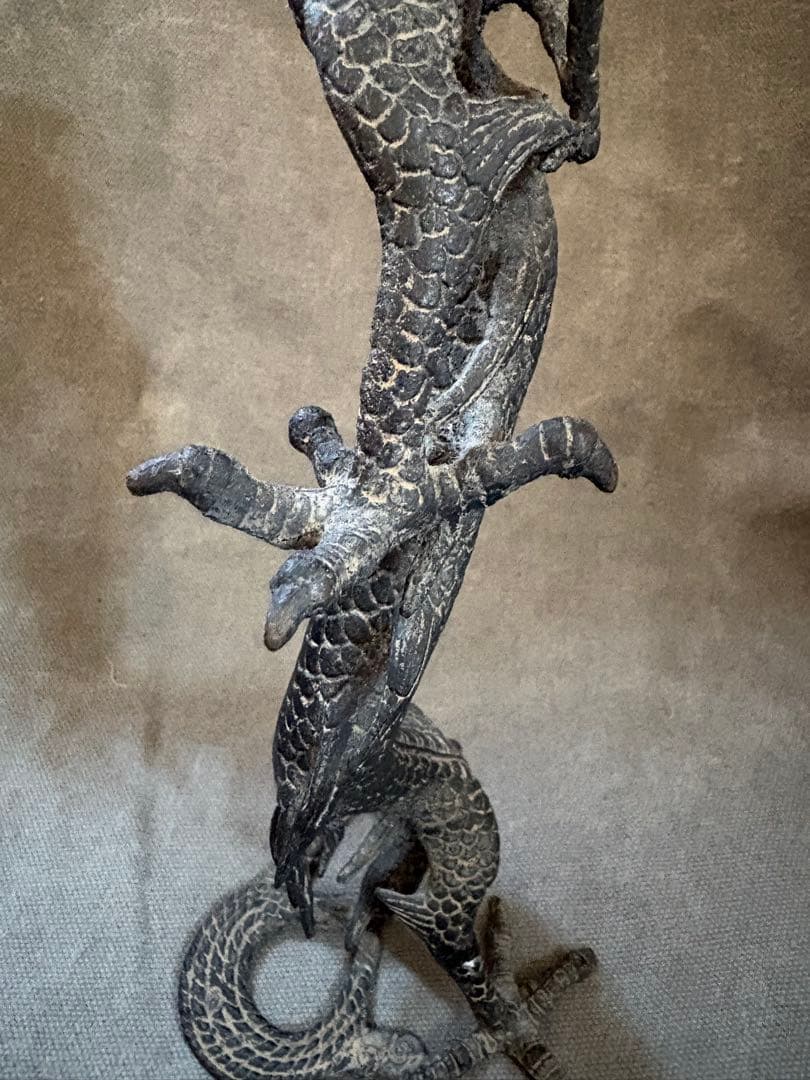 昇龍　ドラゴン　縁起物　青銅　置物