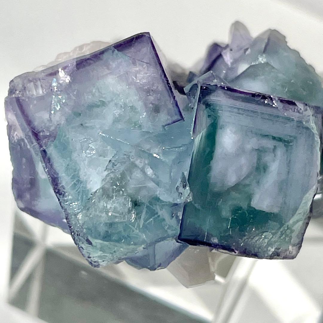 391 中国　ヤオガンシャン産　ポーセリンフローライト