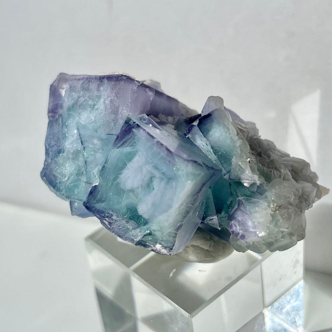 391 中国　ヤオガンシャン産　ポーセリンフローライト