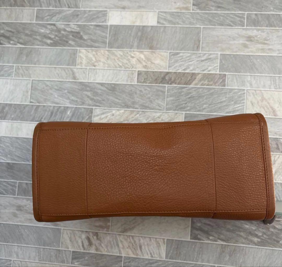 Tory Burch ブラウンレザートートバッグ