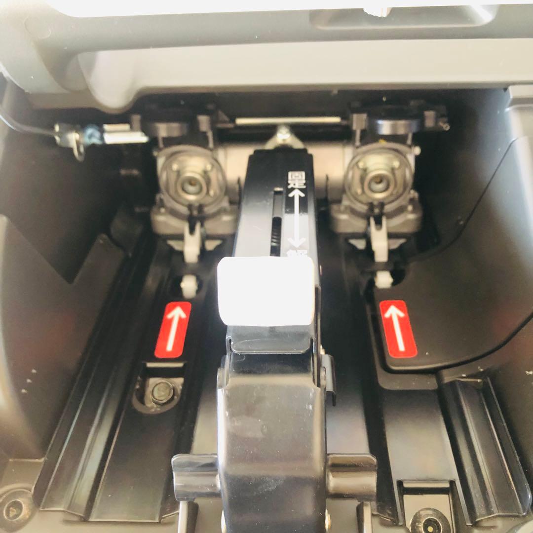 【極美品】ホンダ　EU9iGB enepo カセットガス発電機 ポータブル発電機