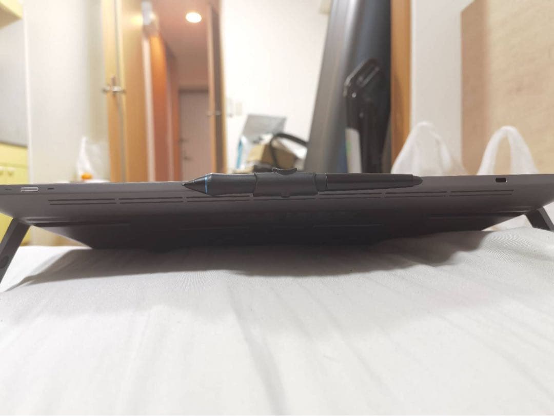 レ*ュ様 Wacom Cintiq Pro 16（昔フランスで1500€で買った