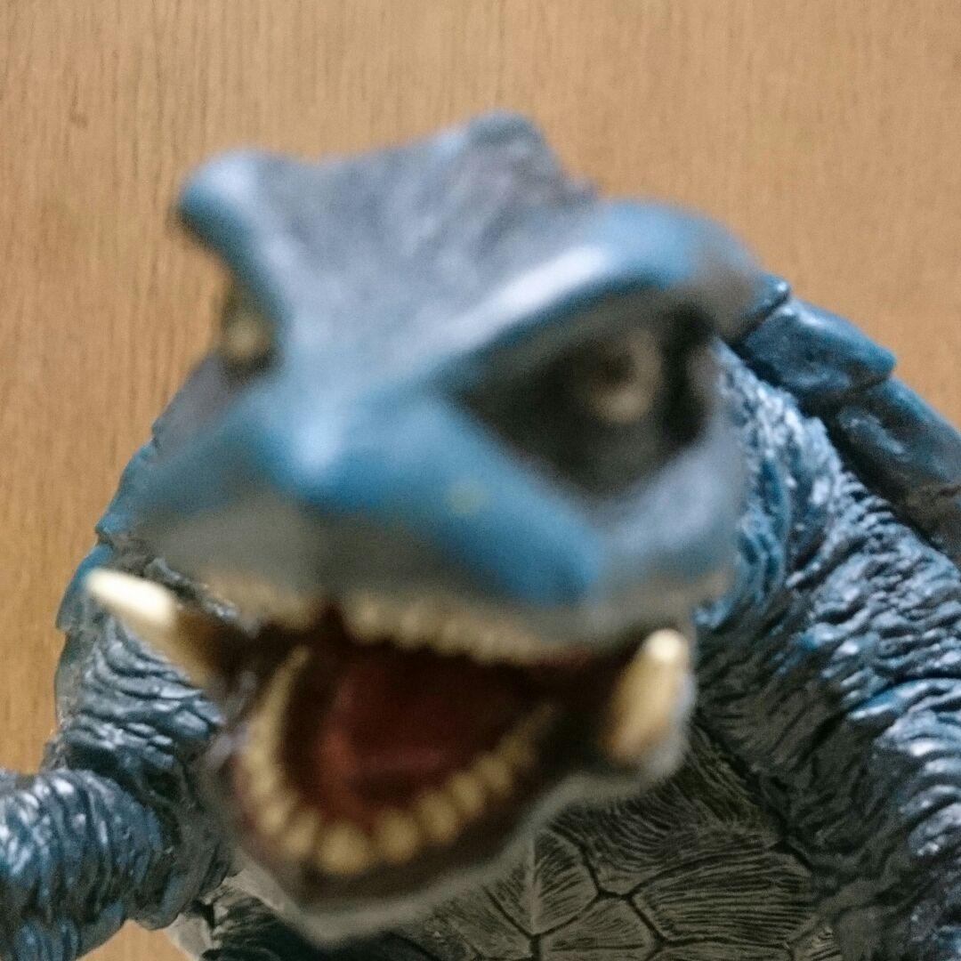 ガメラ フィギュア