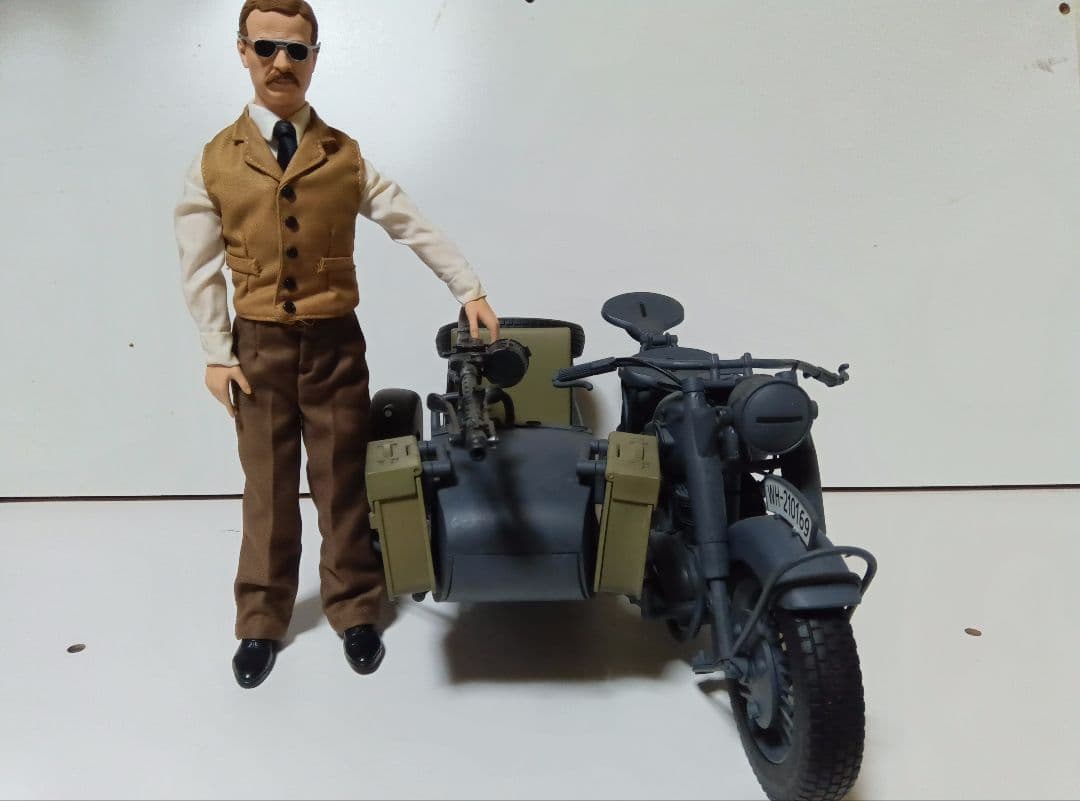 ドイツ軍　オートバイ模型