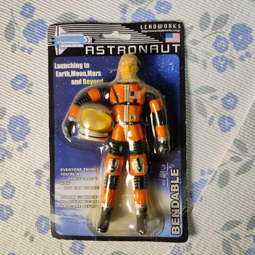 ベンタブル アストロノーツ 宇宙飛行士フィギュア　オレンジ　Leadworks