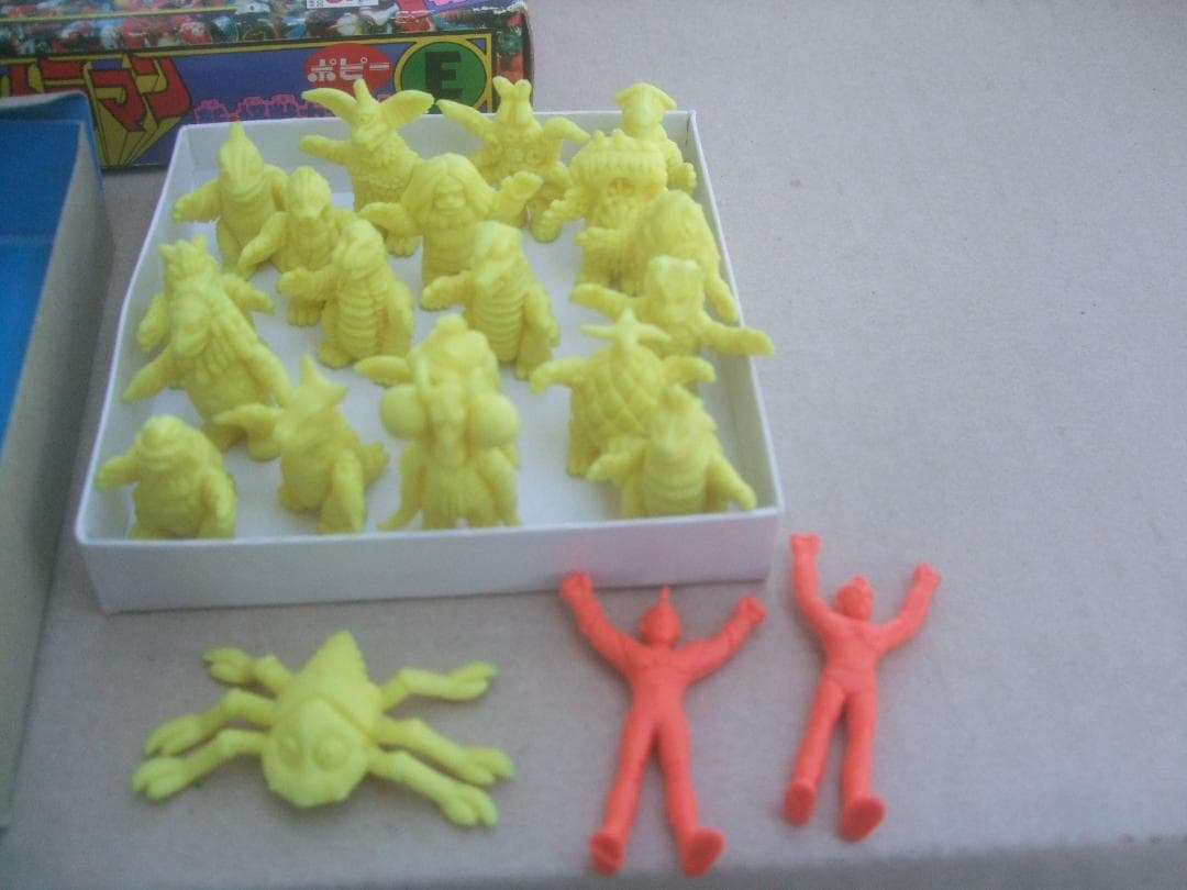 ウルトラマン 新・怪獣カセット 20体セット(22あり)未使用