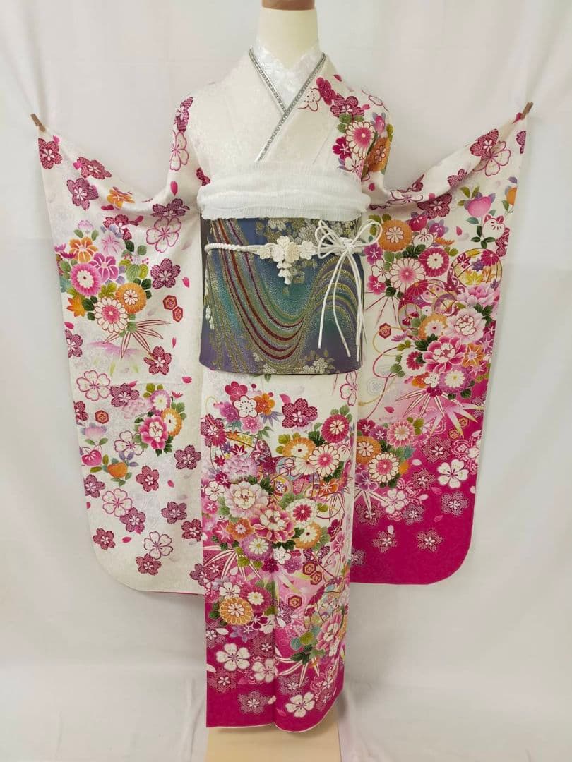 売約済み【まだ間に合う】★★正絹　プリンセススタイル　振袖3点セット★★