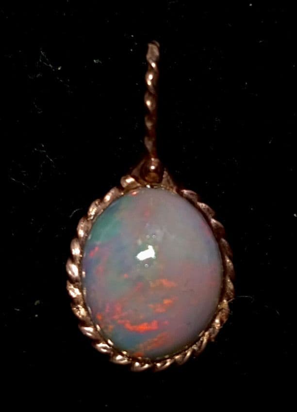 ❤❤✨4.5㌌ 　〚ブラックオパール〛✨