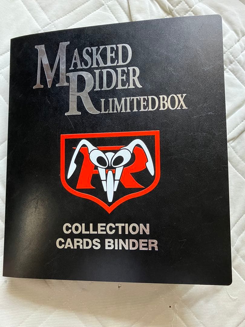 ◆必見◆旧仮面ライダーカード546枚（復刻版）+専用アルバム