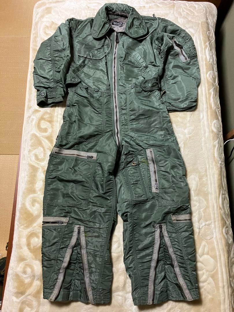 赤　米軍実物　60's CWU-1/P