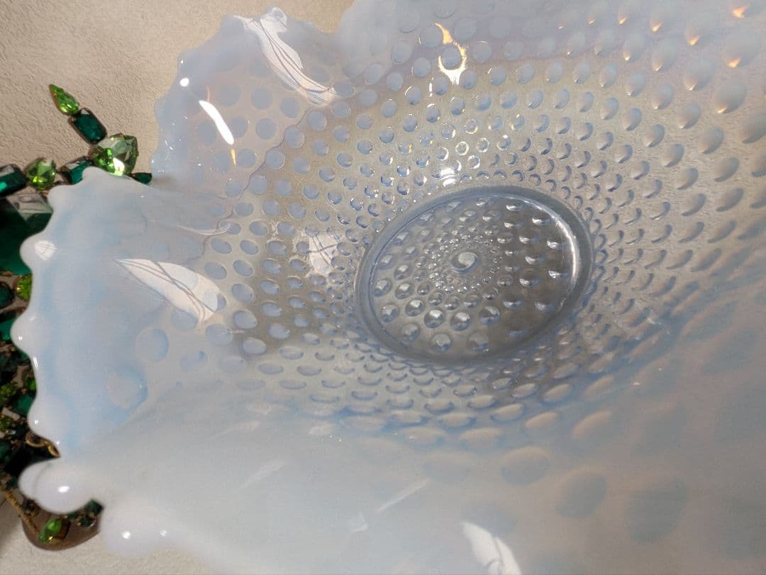 Duncan Miller社　ラージブルーオパルセントホブネイル　フリルボウル