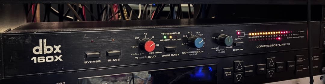 dbx 160X コンプレッサー　VCA 100V 動作確認済み