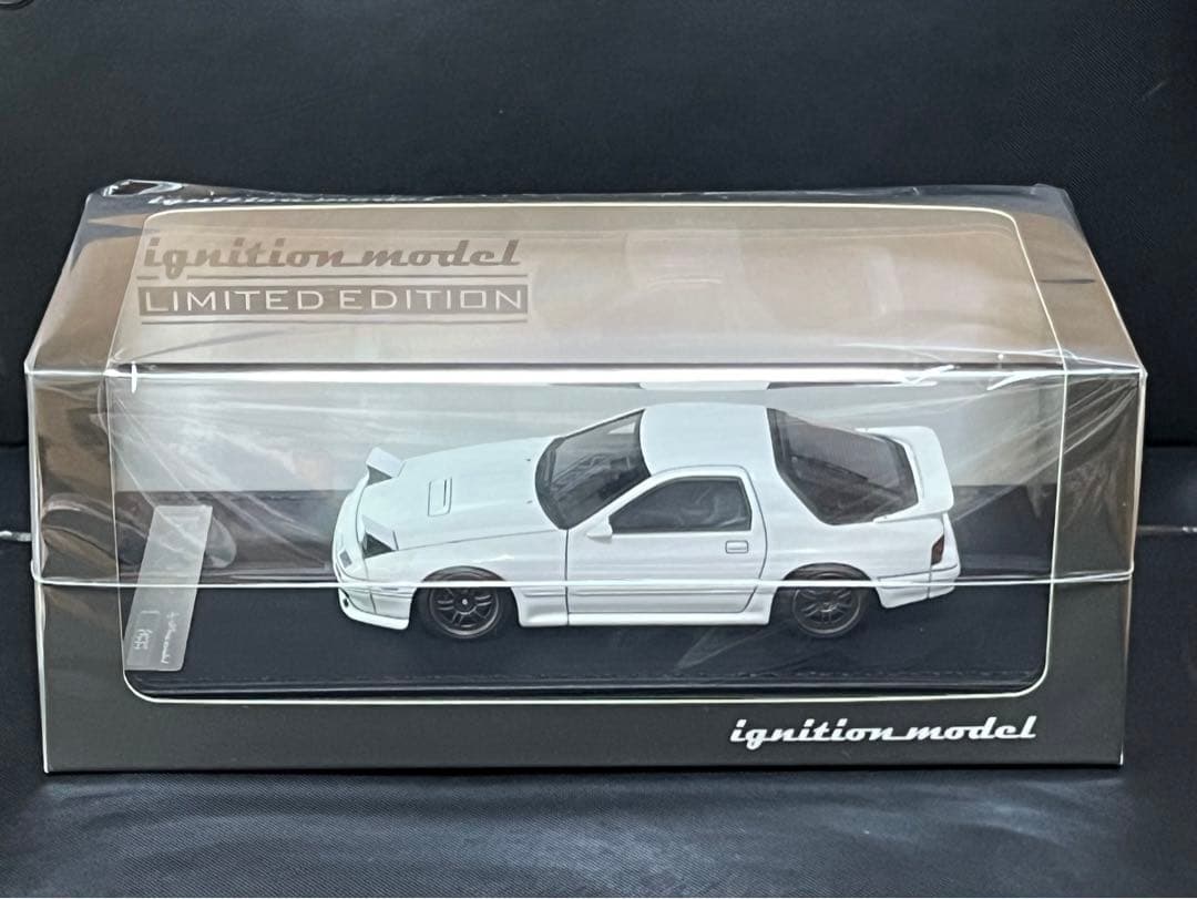 イグニッションモデル IG2944 1/43 RX-7 アンフィニ エンジン付き
