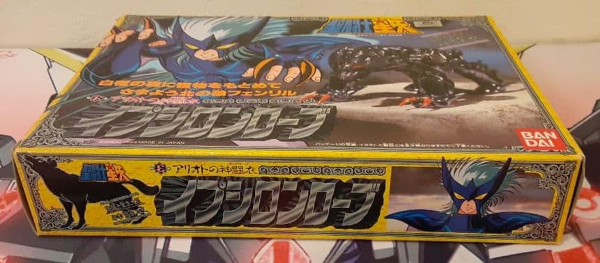 入手困難　希少　当時物　イーグルクロス　聖闘士聖衣大系　神闘衣　聖闘士星矢