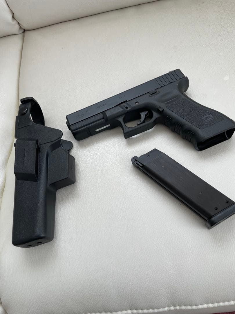 【未使用・美品】東京マルイ ガスブローバック GLOCK 17 Gen.3