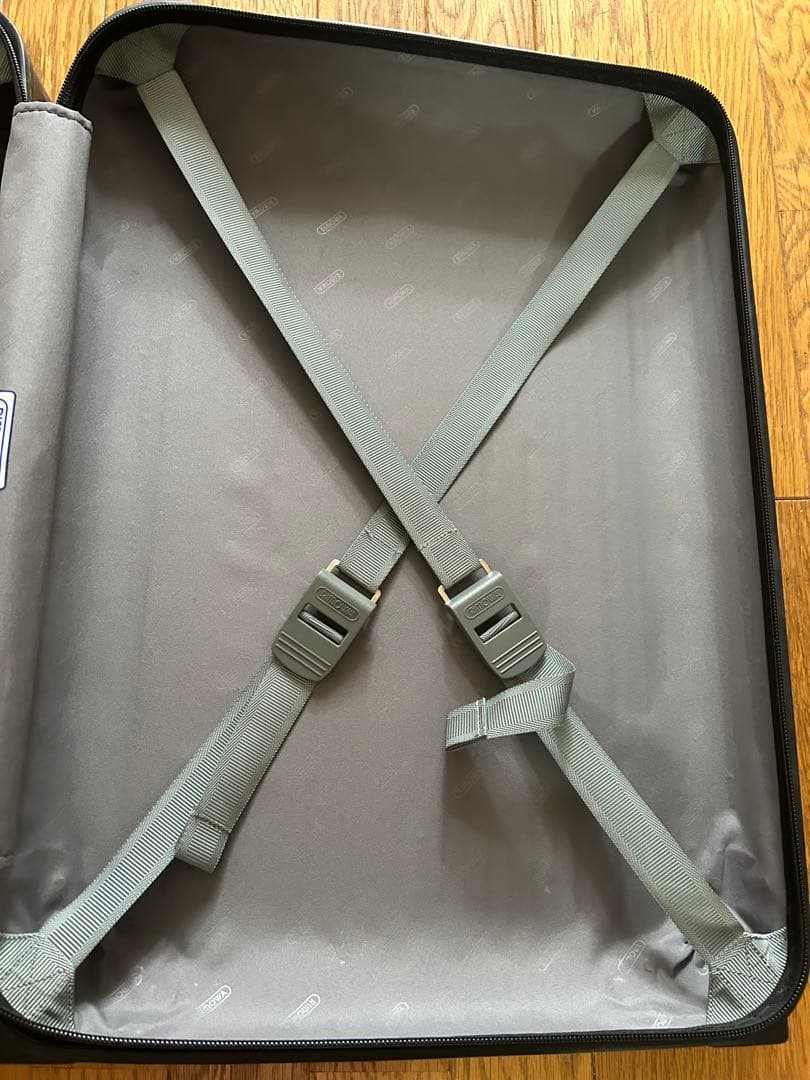 RIMOWA リモワ サルサ 35L マットブラック 機内持ち込みサイズ