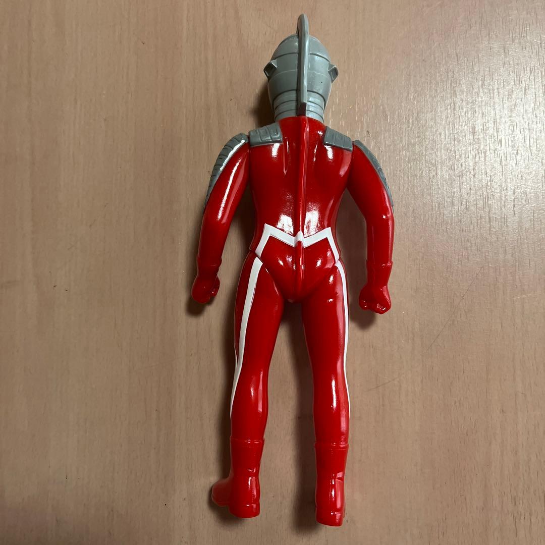 ⭐️希少・美品⭐️ウルトラセブン　フィギュア　2002 円谷　ソフビ