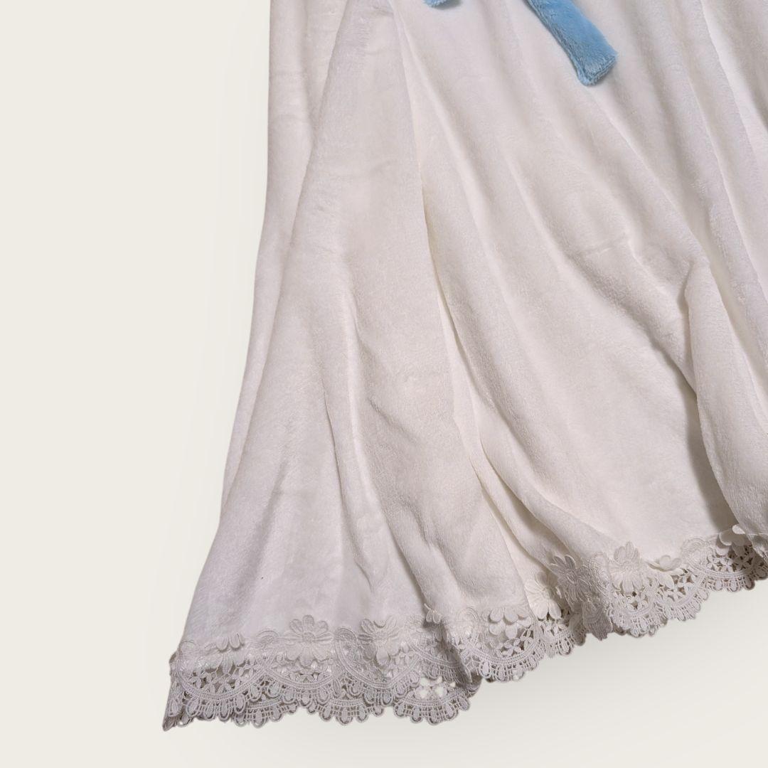 新品未使用　フェイバリット　サンリオ　シナモロール　着る毛布　ルームウェア