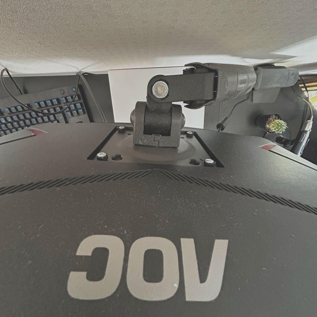 【240Hz】AOC 湾曲ゲーミングモニター/フルHD(1920×1080)