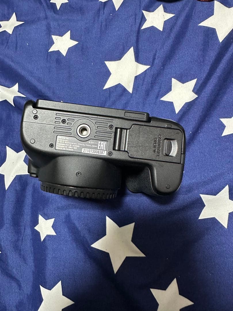 キヤノン デジタル一眼レフカメラ Canon EOS Kiss X10