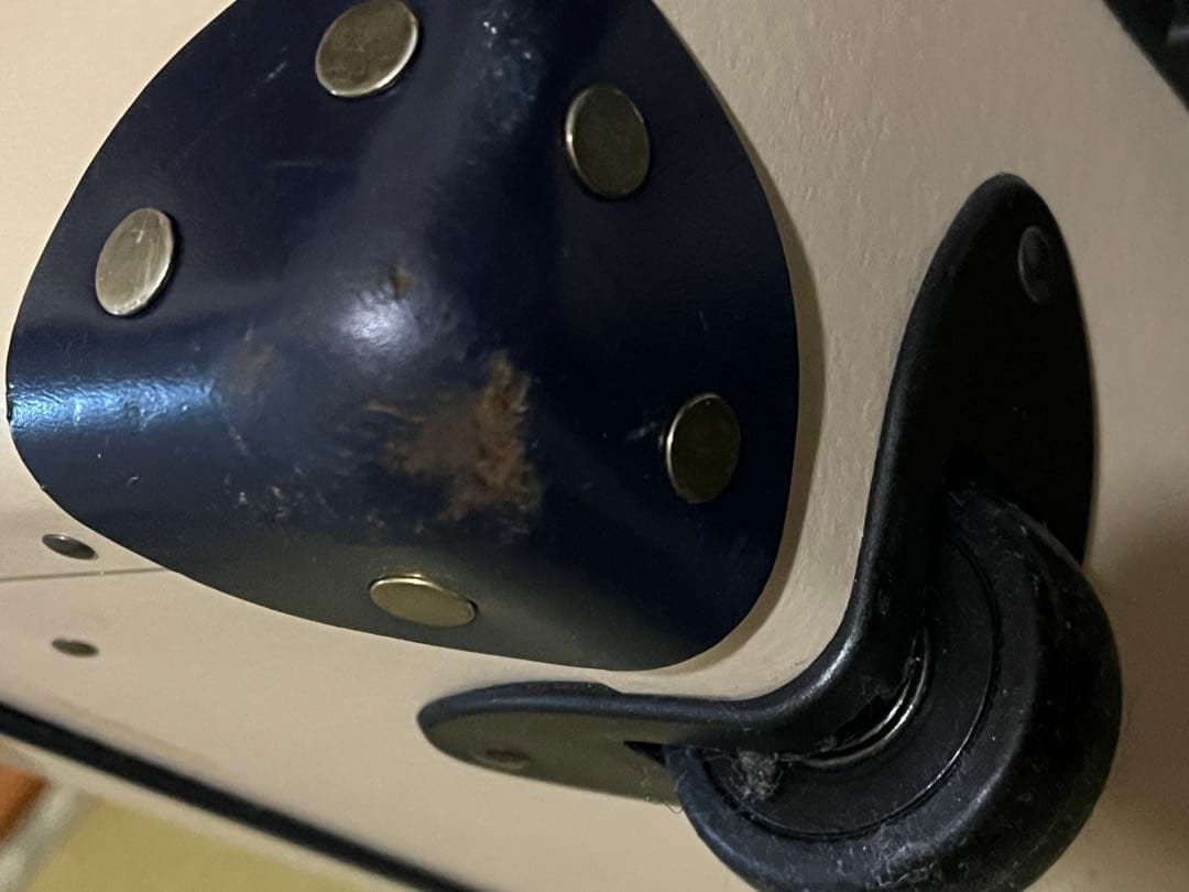 グローブトロッター シップス コラボ21インチ 限定品　機内持ち込み可