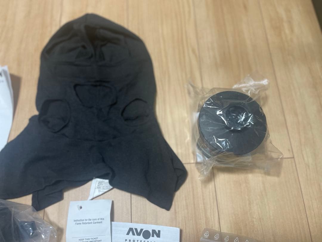 実物　AVON FM12 ガスマスク　バラクバラ　フィルター付き