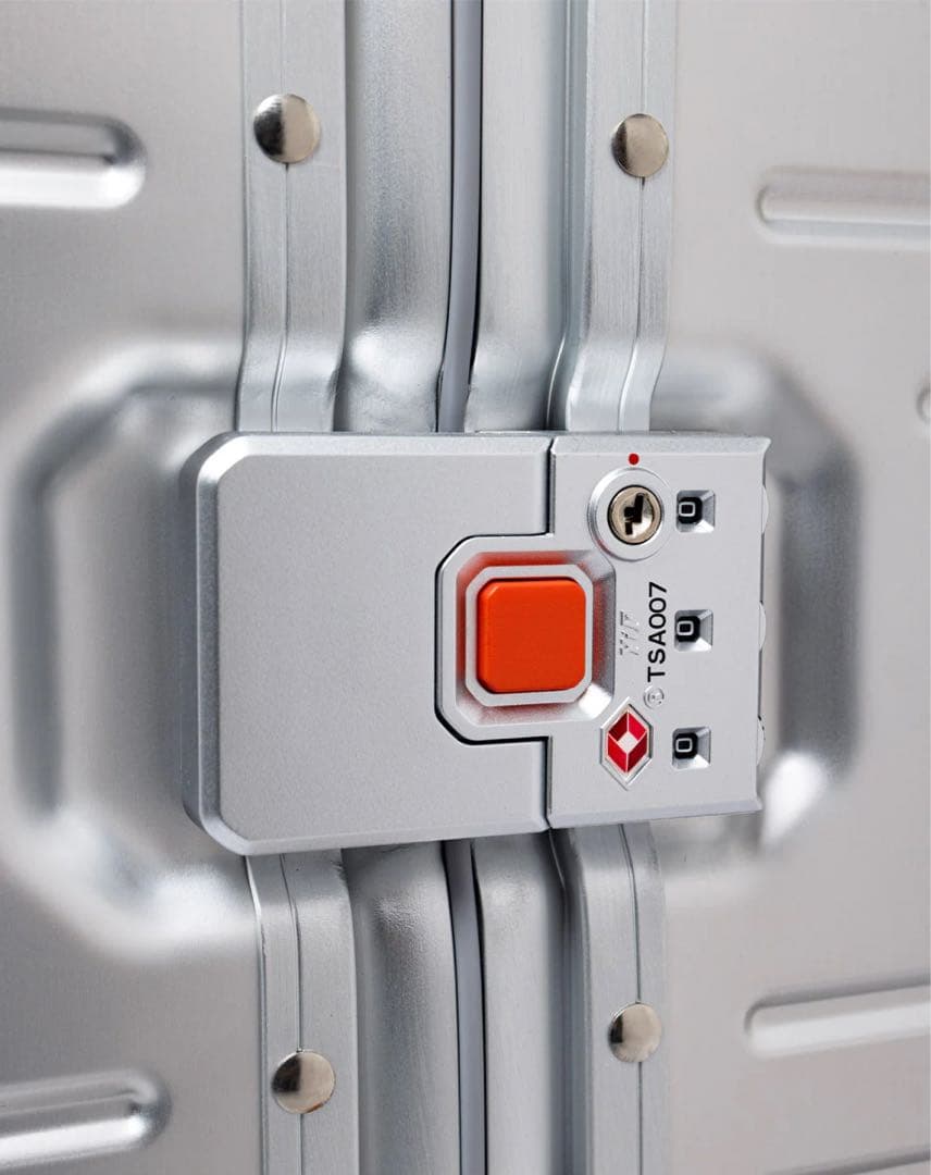 ムータマリン　シルバー アルミニウム キャリーケース