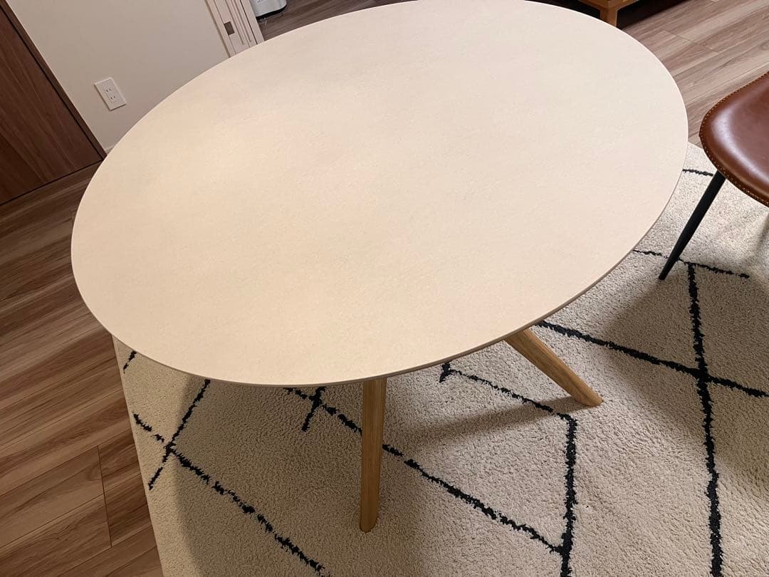 foranew円形ホワイトダイニングテーブル