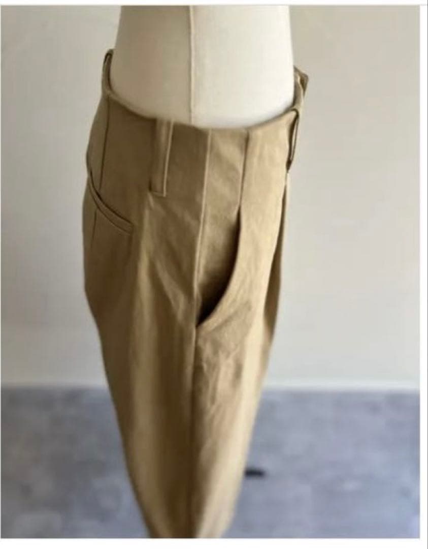 タグ付き　試着のみ　チノパン ベージュ Mサイズ july nine