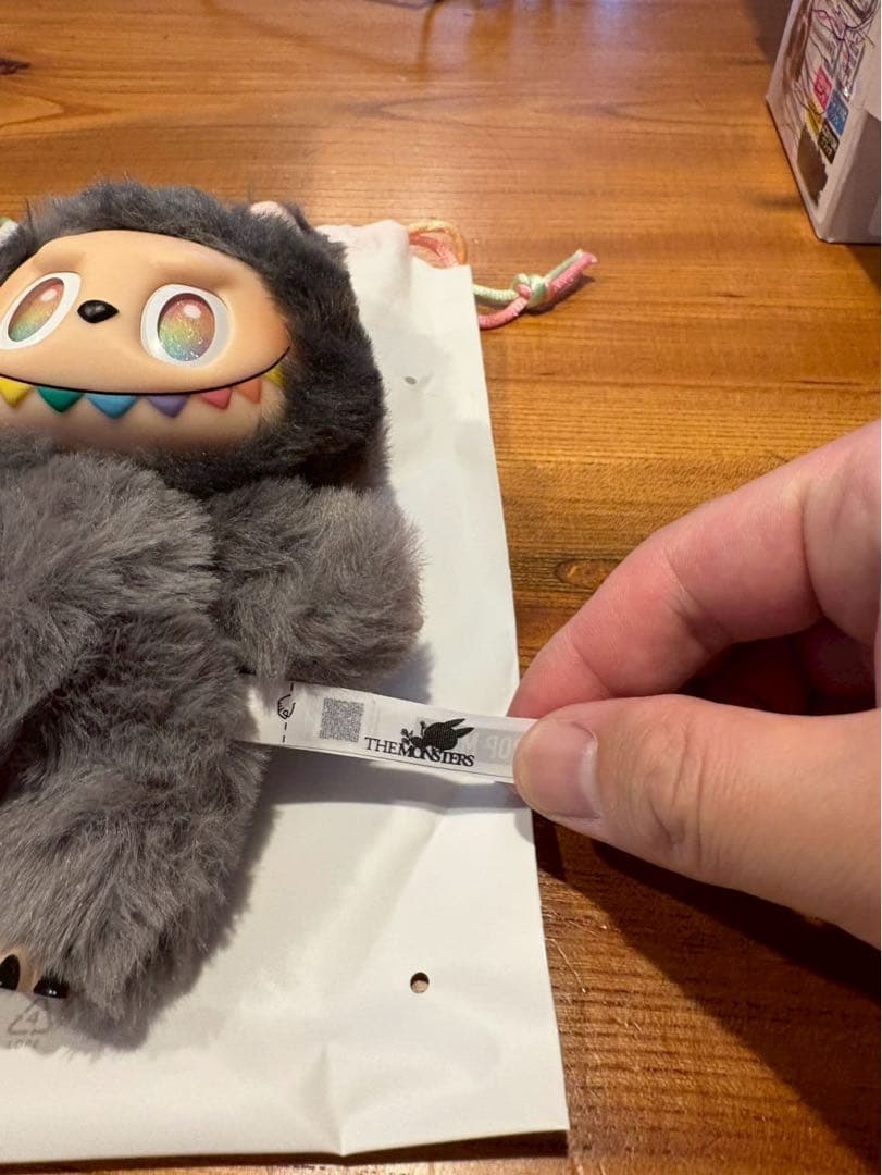 POPMARTラブブ　シークレット