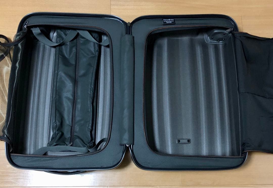 美品 サムソナイト ブラックレーベル キューブライト スピナーの36.5L