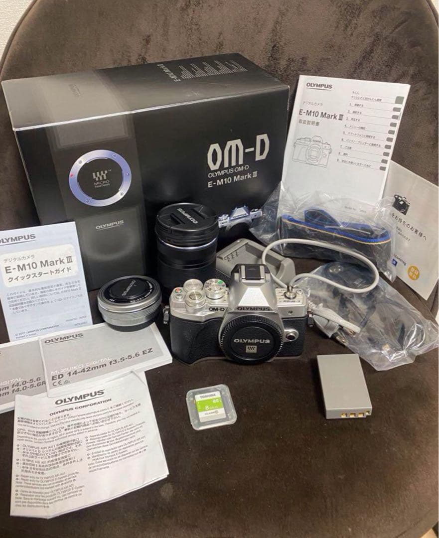 デジタルカメラ OLYMPUS OM-D E-M10 Mark III