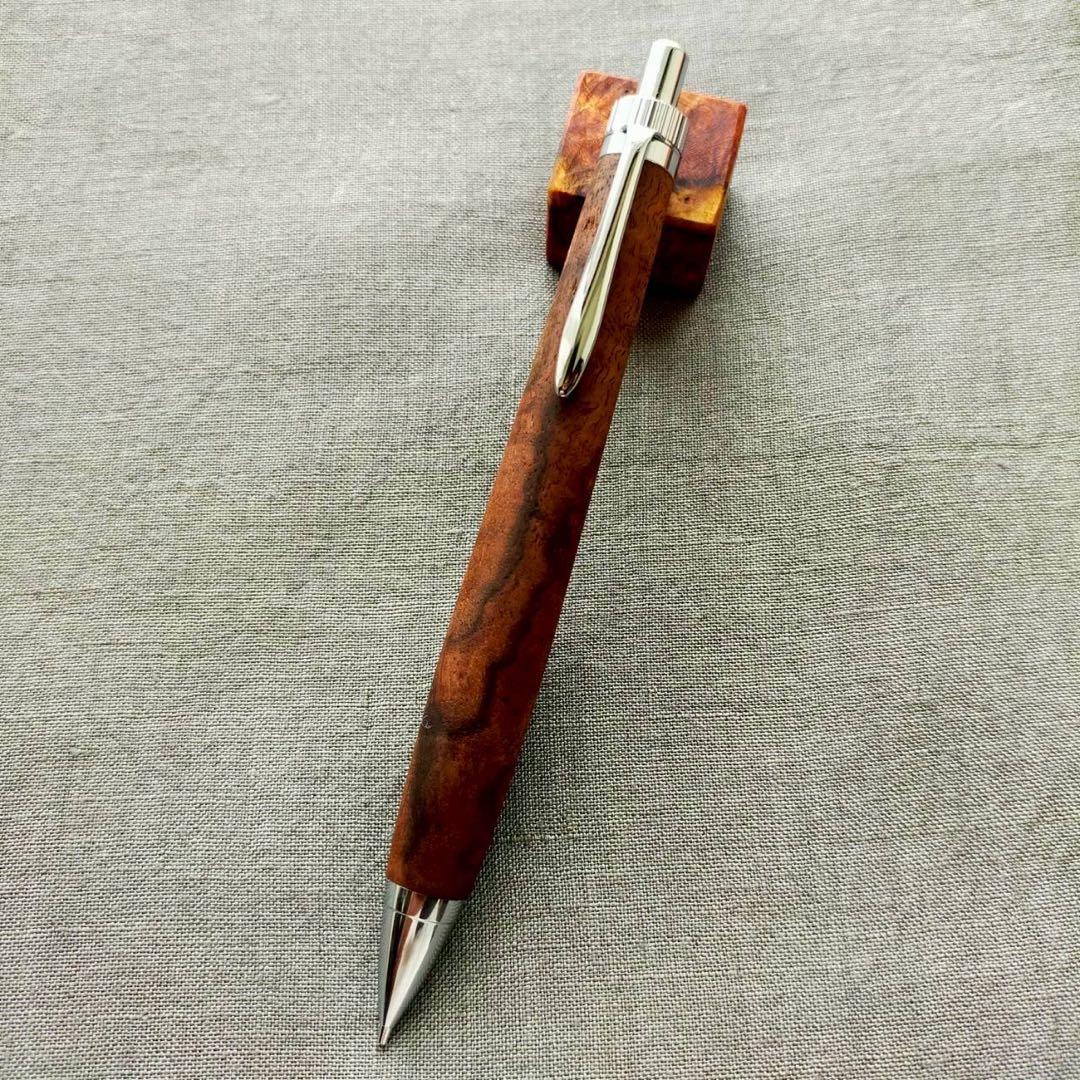 クラロウォルナット　縮杢　ハンドメイド　木軸シャープペン　0.5mm　シルバー