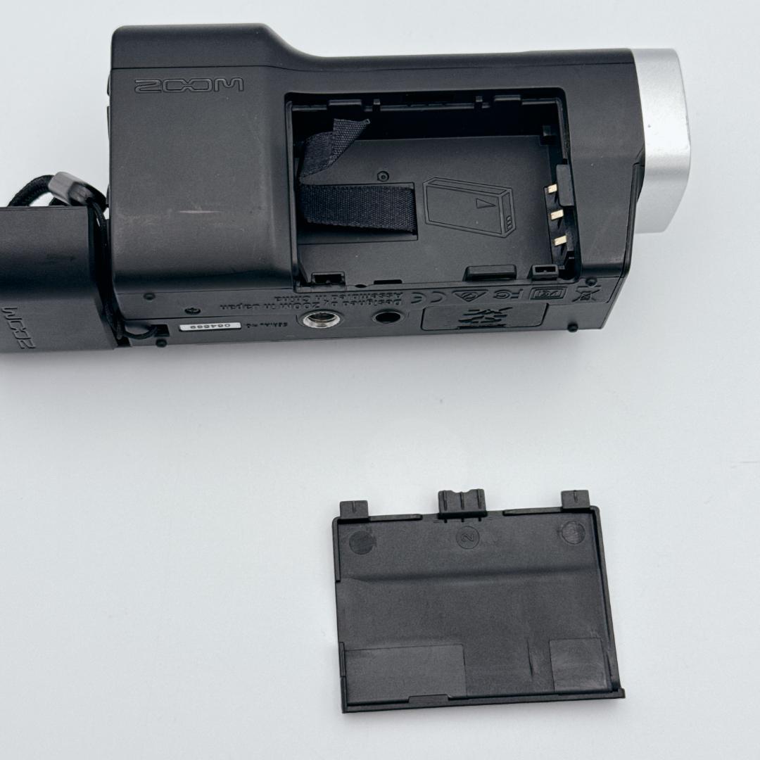 【極美品】ZOOM Q8 ズーム ハンディビデオレコーダー