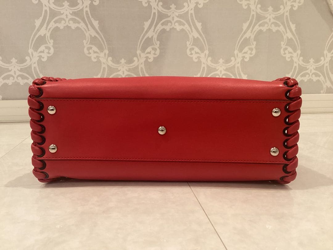 FENDI ピーカブー レギュラー 赤ショルダーバッグ