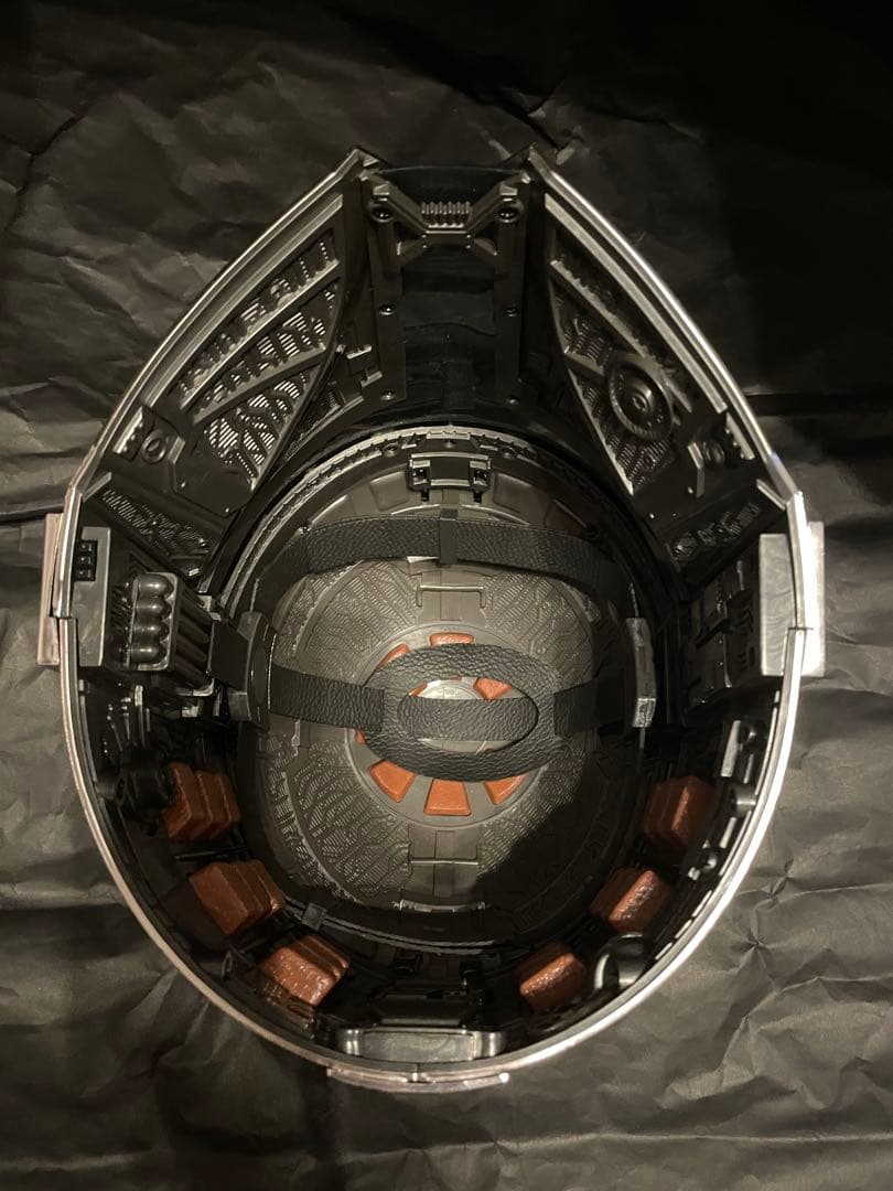 マンダロリアン ヘルメット シルバー ハズブロ