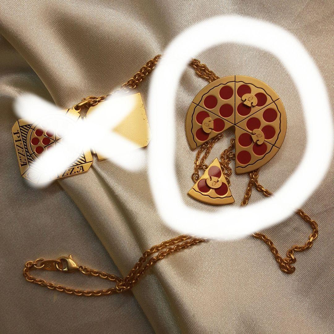 【Q-pot. 】メルティドチーズペパロニピザ　ブローチ