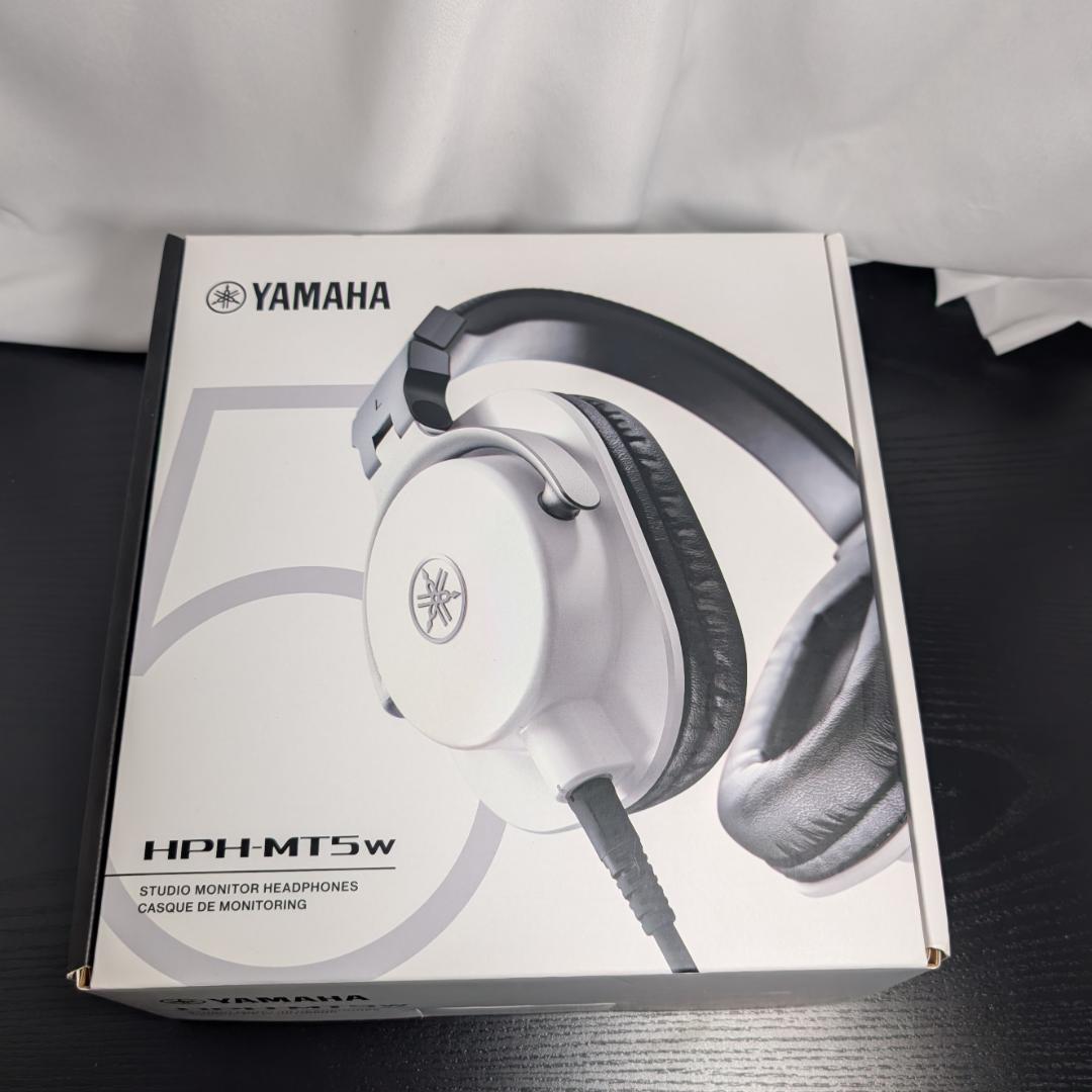ヘッドホン YAMAHA HPH-MT5w