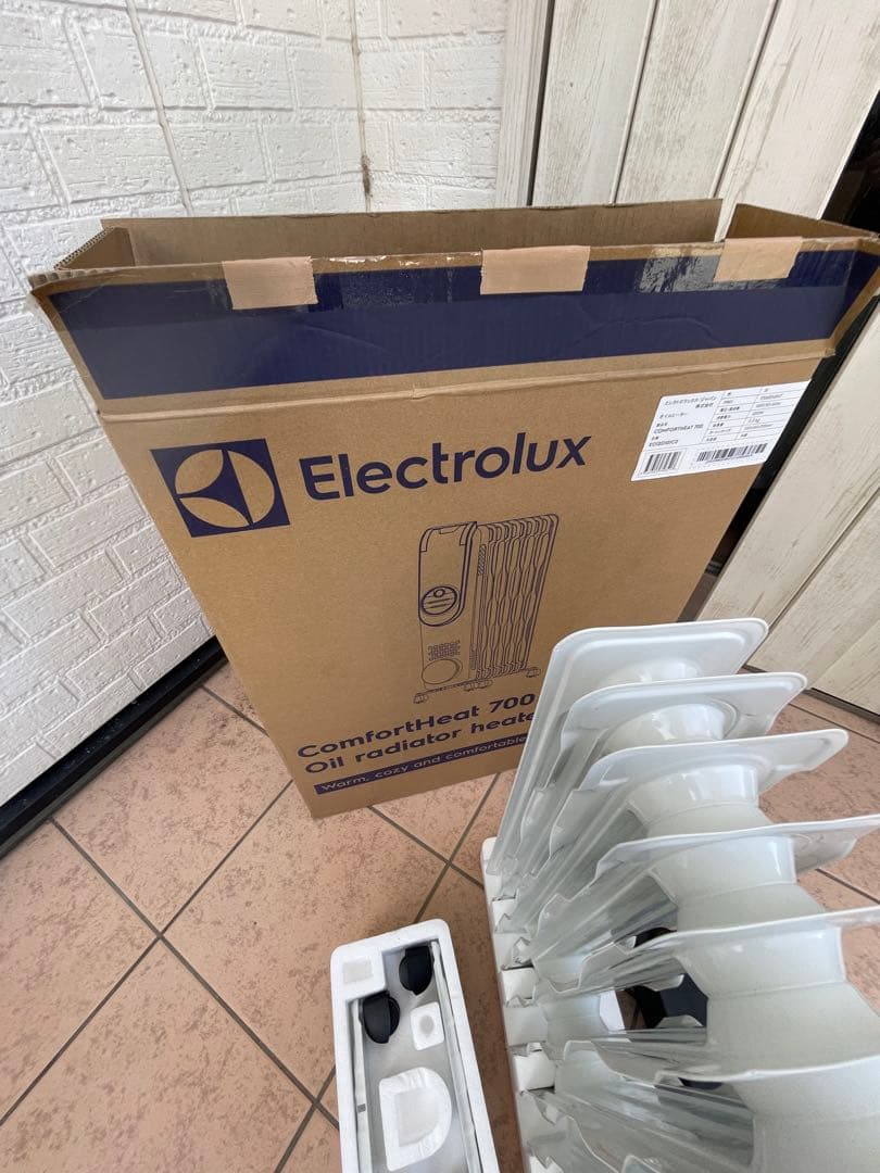 エレクトロラックス EO12D104C0 オイルヒーター