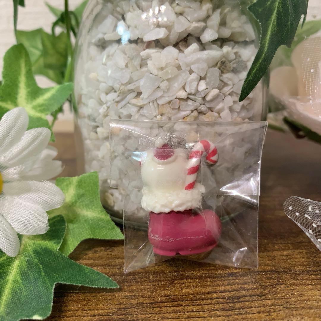 激レア クリスマス ブーツ＆リボン　キティファスナーマスコット・パーツクラブ