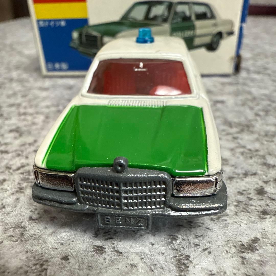 トミカ青箱外国車シリーズF24メルセデスベンツ&F25ルノー5